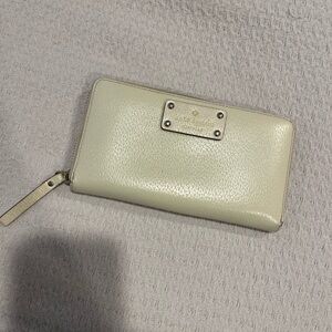 Kate Spade Cream Wallet